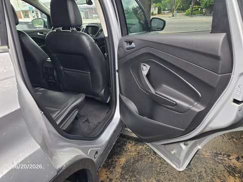 Used 2017 Ford Escape Titanium AWD/4WD image 39
