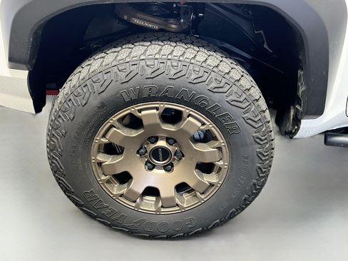 New 2026 Toyota Tacoma 4x4 Double Cab Hybrid image 13