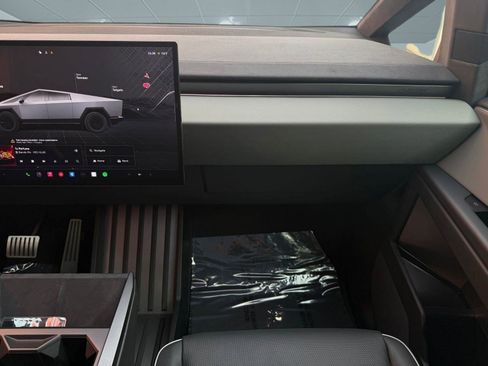 Used 2025 Tesla Cybertruck Cyberbeast image 22