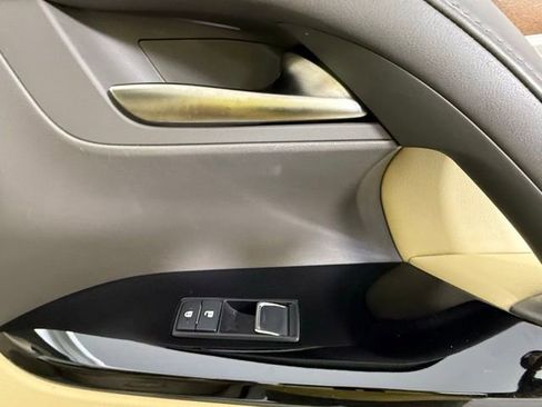 Used 2018 Lexus LX 570 4WD image 39