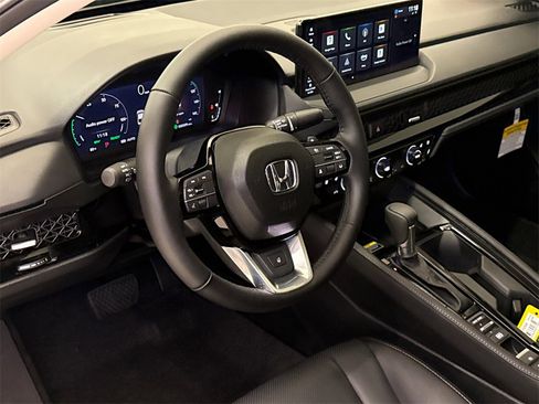 New 2025 Honda Accord Touring image 18