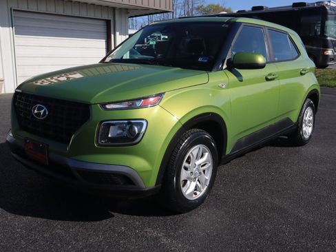 Used 2021 Hyundai Venue SE image 20