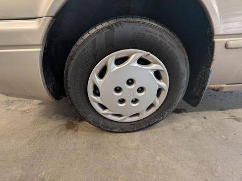 Used 1998 Toyota Camry CE FWD image 11