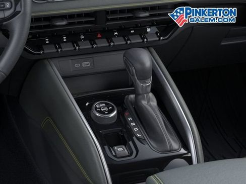 New 2026 Chevrolet Colorado ZR2 w/ Technology Package AWD/4WD image 23