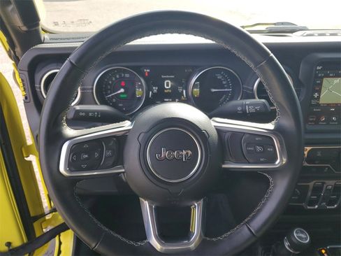 Used 2022 Jeep Wrangler Unlimited Sahara image 10