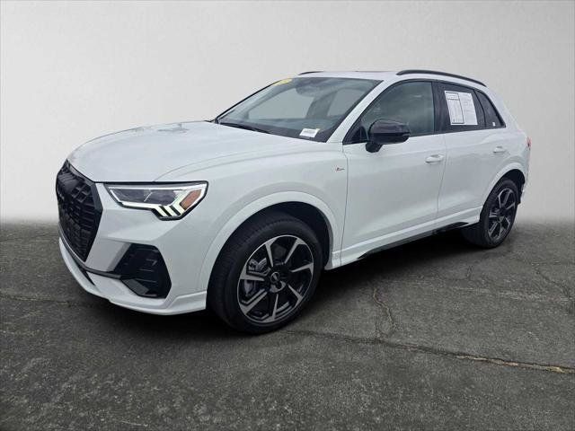 Used 2025 Audi Q3 2.0T Premium Plus w/ Premium Plus Package AWD/4WD image 7