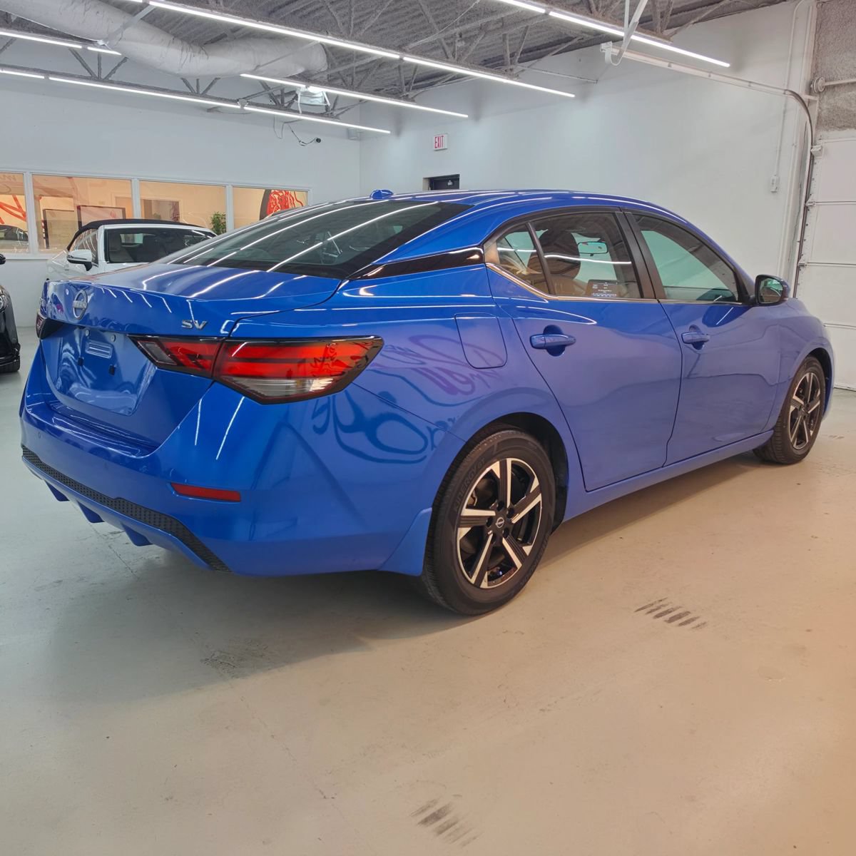 Used 2024 Nissan Sentra SV w/ All-Weather Package FWD image 6