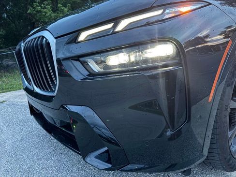 Used 2024 BMW X7 xDrive40i w/ Executive Package AWD/4WD image 2