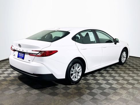Certified 2025 Toyota Camry LE AWD/4WD image 8