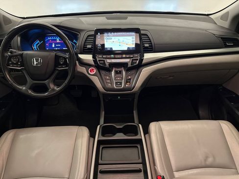 Used 2019 Honda Odyssey Touring image 12