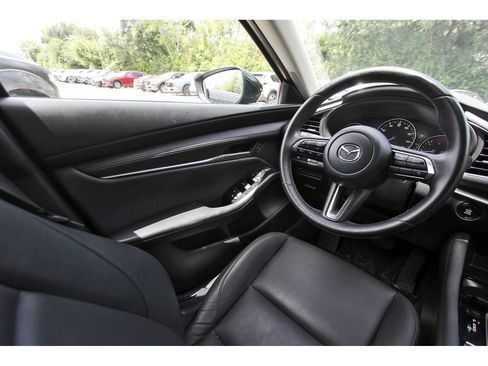 Used 2024 MAZDA MAZDA3 s FWD image 6