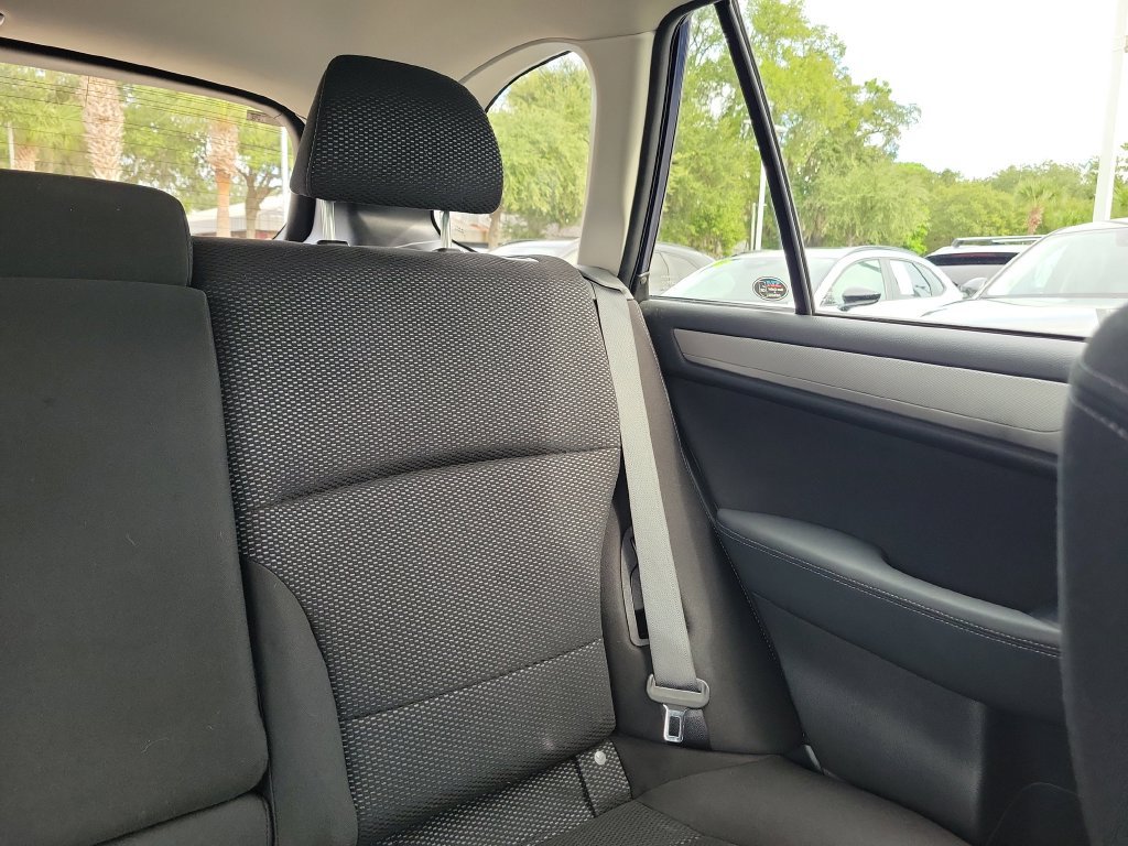 Used 2019 Subaru Outback 2.5i Premium AWD/4WD image 16