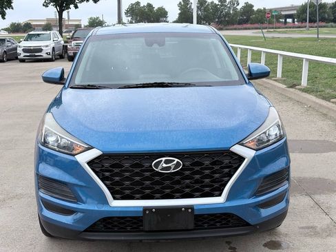 Used 2019 Hyundai Tucson SE FWD image 2