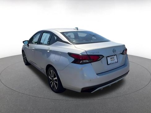 Used 2025 Nissan Versa SV FWD image 10