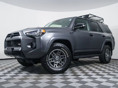 Used 2020 Toyota 4Runner Venture w/ Moonroof Package AWD/4WD image 1