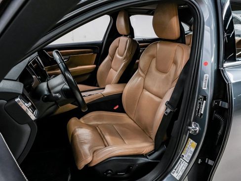 Used 2017 Volvo S90 T6 Inscription w/ Vision Package image 42
