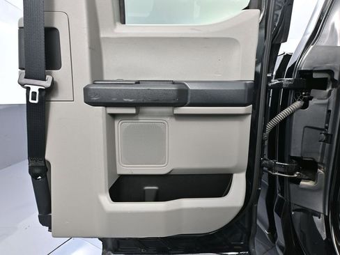 Used 2022 Ford F350 XL w/ Power Equipment Group AWD/4WD image 38