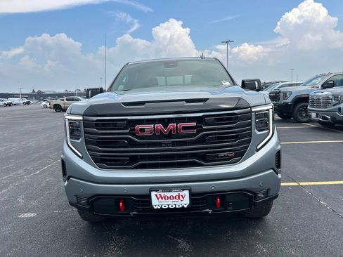 New 2026 GMC Sierra 1500 AT4 w/ AT4 Premium Package AWD/4WD image 3