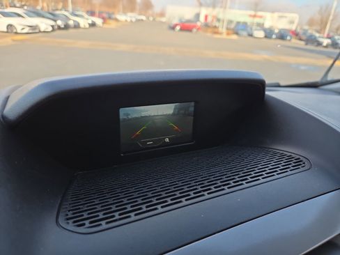 Used 2018 Ford Transit 350 XLT image 16