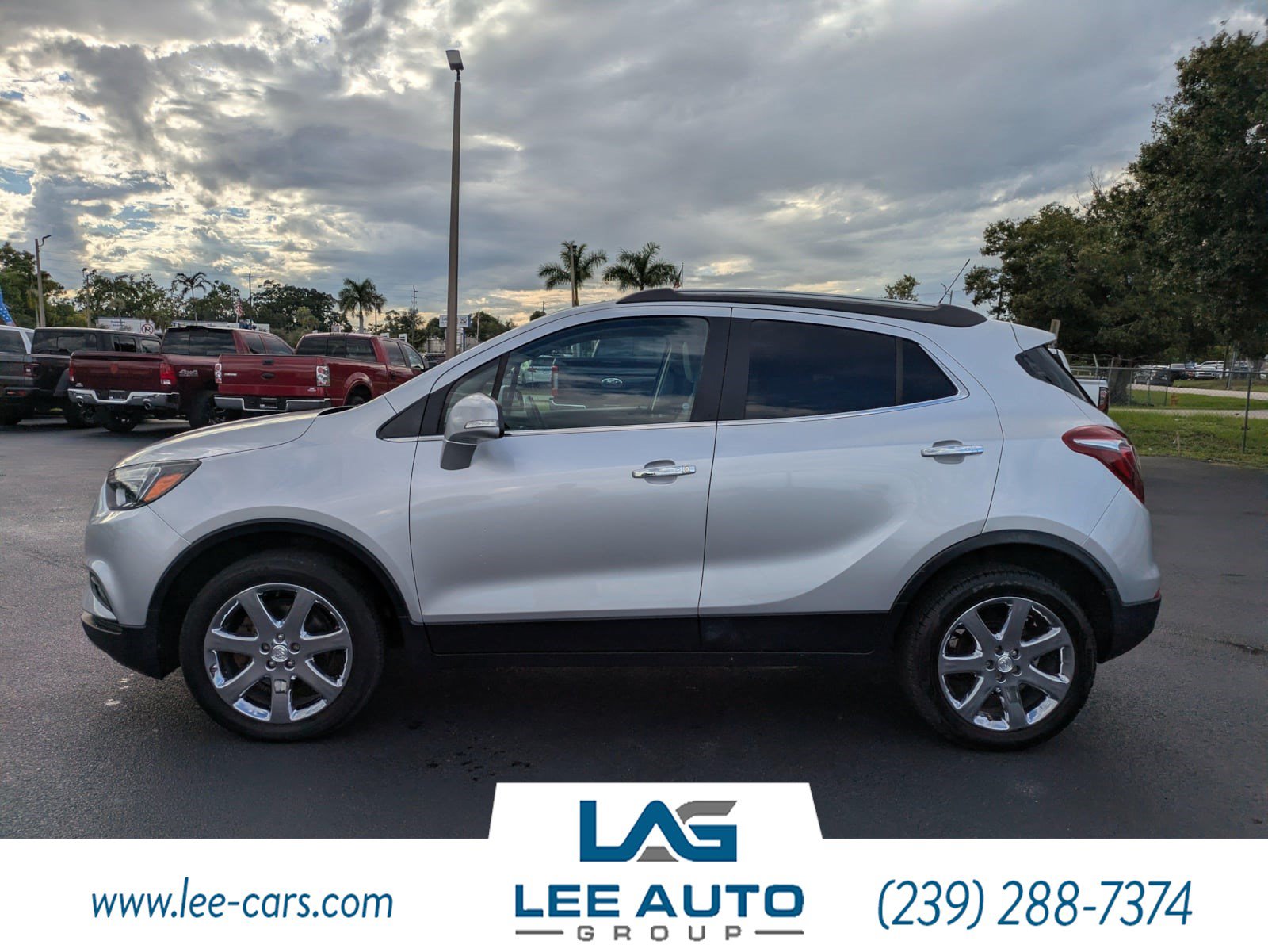Used 2017 Buick Encore Essence w/ Experience Buick Package AWD/4WD image 6