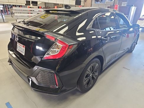 Used 2018 Honda Civic EX image 6