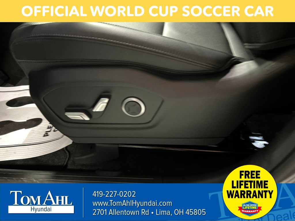 Used 2026 Hyundai Santa Fe Limited AWD/4WD image 11