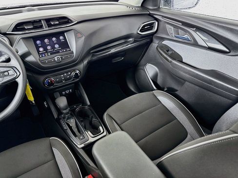 Used 2023 Chevrolet TrailBlazer LS FWD image 22
