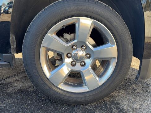 Used 2016 Chevrolet Suburban LT w/ Max Trailering Package image 12