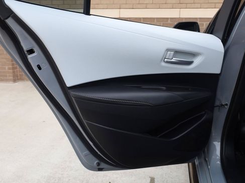 Used 2022 Toyota Corolla SE FWD image 16