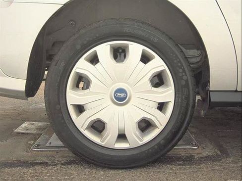 Used 2022 Ford Transit Connect XLT FWD image 9
