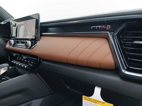 New 2026 GMC Canyon AT4 w/ Technology Plus Package AWD/4WD image 25