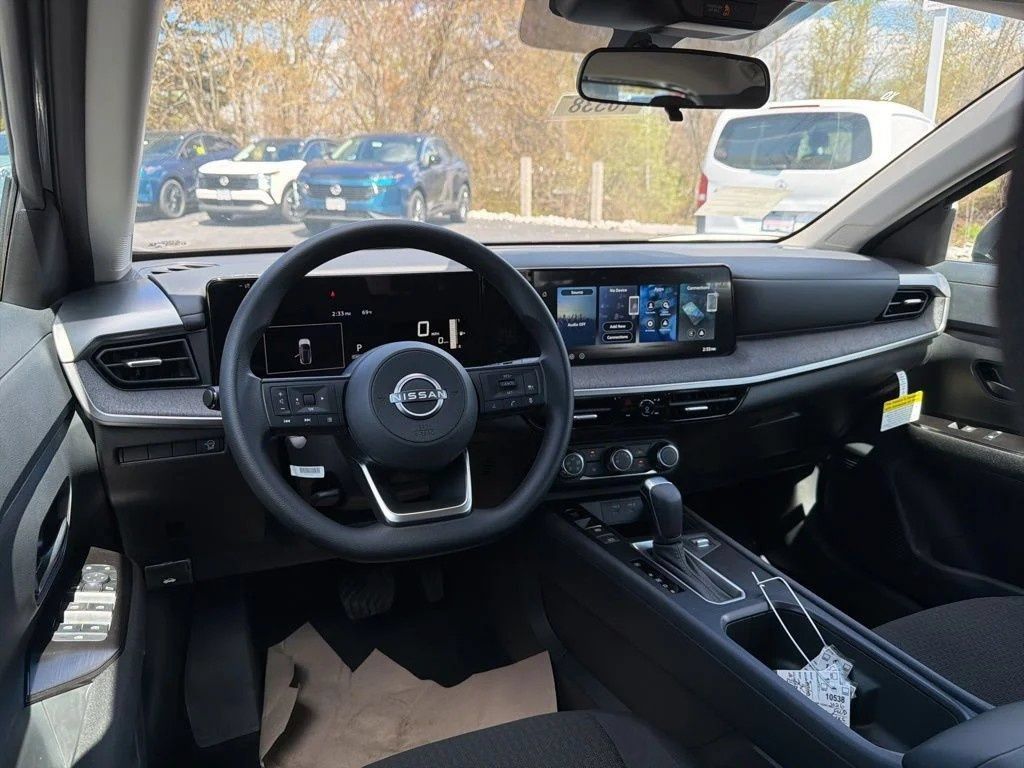 Used 2026 Nissan Kicks S w/ Charging Package FWD image 12