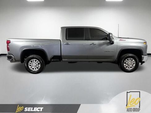 Used 2025 Chevrolet Silverado 3500 LT w/ Safety Package AWD/4WD image 4