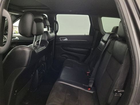 Used 2020 Jeep Grand Cherokee Altitude AWD/4WD image 18