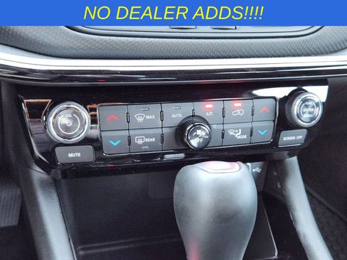 New 2025 Jeep Compass Trailhawk image 19