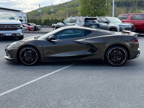 Certified 2021 Chevrolet Corvette Stingray Coupe w/ Z51 Performance Package RWD image 10