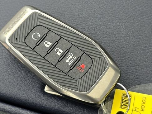 New 2026 INFINITI QX80 SPORT image 35