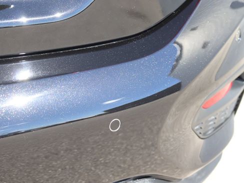 Used 2019 Chevrolet Cruze Premier w/ Sun And Sound Package image 35