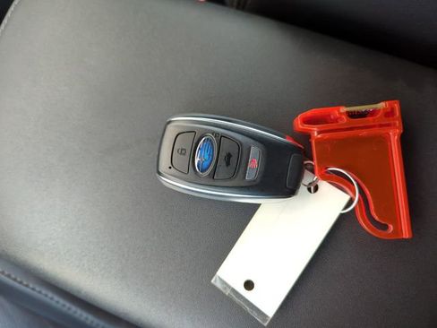 Used 2022 Subaru Outback Limited image 37