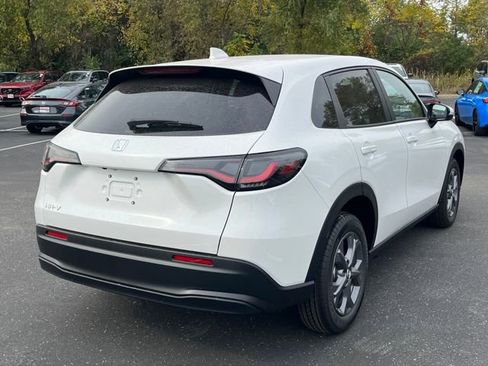 New 2026 Honda HR-V LX image 5