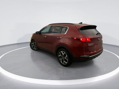Used 2021 Kia Sportage EX w/ EX Technology Package FWD image 4