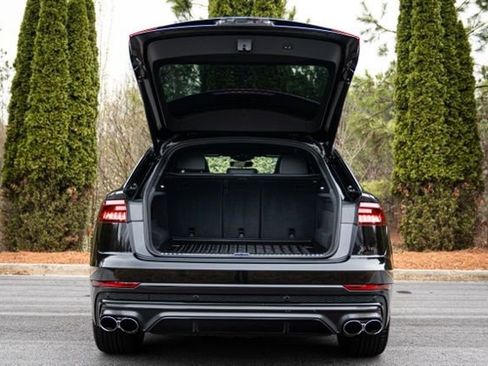 Used 2023 Audi SQ8 Prestige image 26