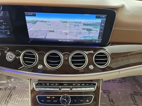 Used 2019 Mercedes-Benz E 450 E 450 image 22