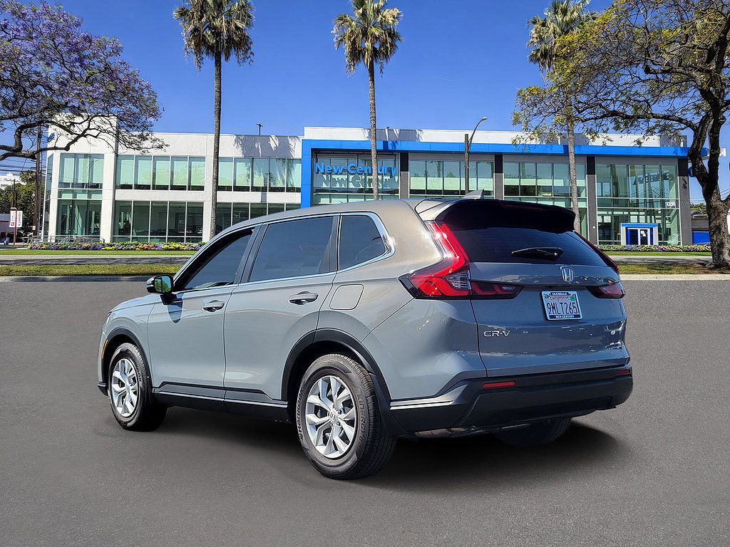 Used 2024 Honda CR-V LX image 3