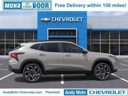 New 2026 Chevrolet Trax RS w/ Driver Confidence Package FWD image 6