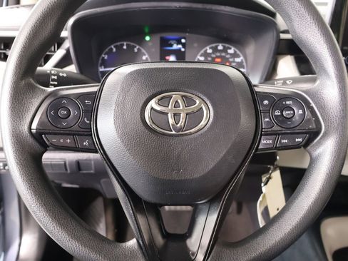 Used 2023 Toyota Corolla LE FWD image 3