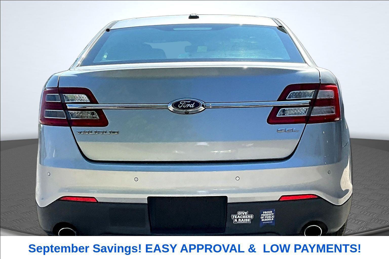 Used 2017 Ford Taurus SEL w/ Equipment Group 201A FWD image 4