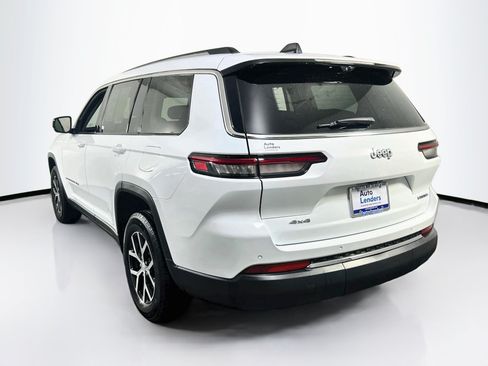 Used 2023 Jeep Grand Cherokee L Limited w/ Luxury Tech Group II AWD/4WD image 7