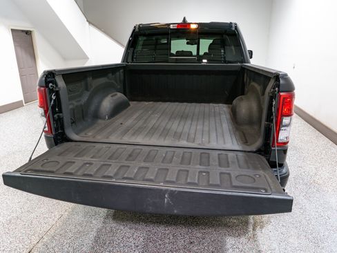 Used 2019 RAM 1500 Big Horn image 11