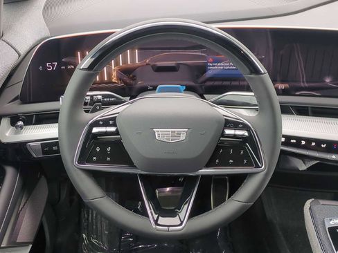 New 2026 Cadillac Optiq Luxury 1 image 14